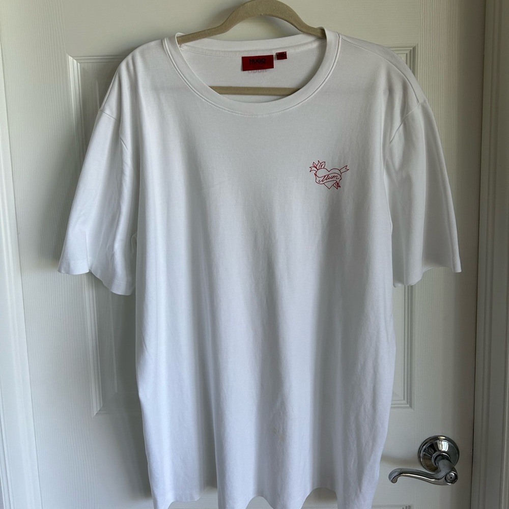 HUGO BOSS “Mum” T-Shirt